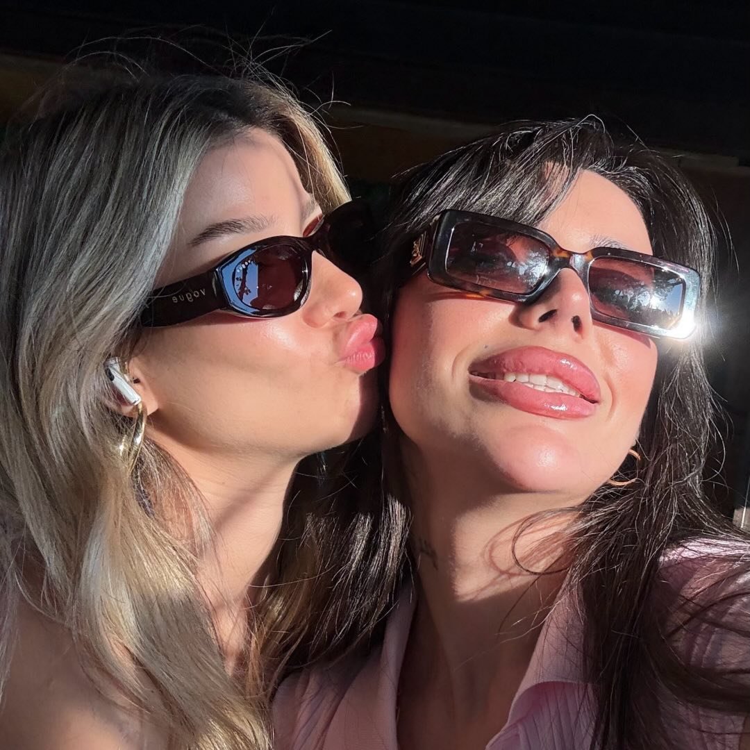 pely & mely